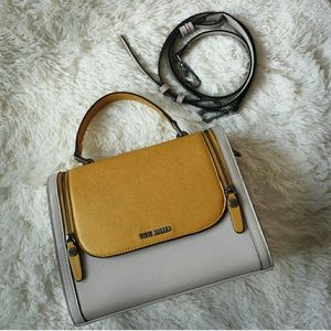 Steve Madden Mustard Zip Purse